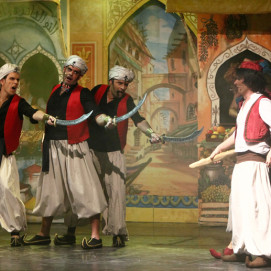 Spettacolo Aladino e il Genio della Lampada - La Compagnia del Villaggio