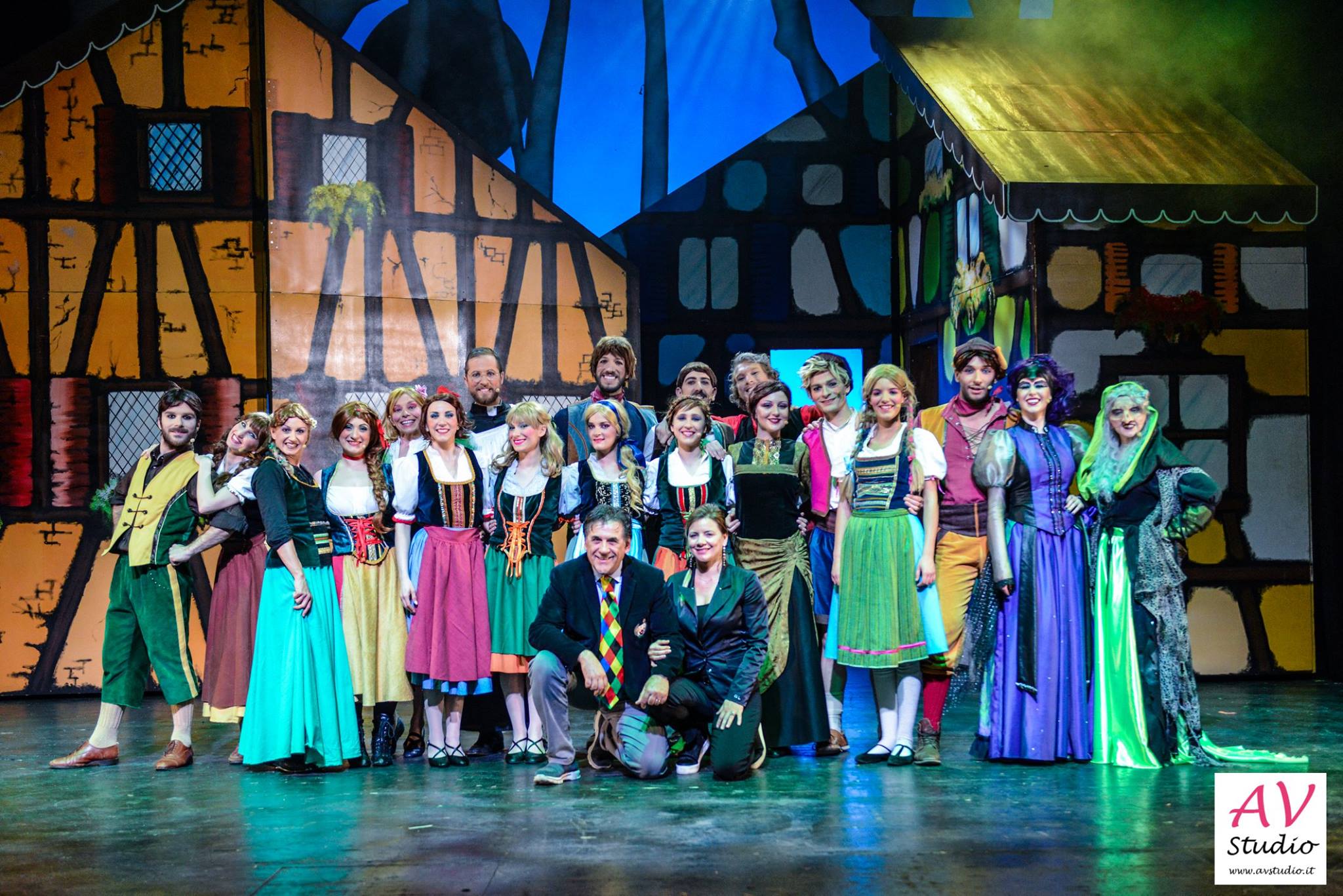Hansel & Gretel e il Maleficio della Foresta Nera - Teatro Ariston Sanremo dicembre 2016 - La Compagnia del Villaggio
